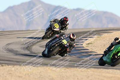 media/Dec-07-2025-CVMA (Sun) [[3e7d2de5dc]]/Race 17-Amateur Formula Middleweight/